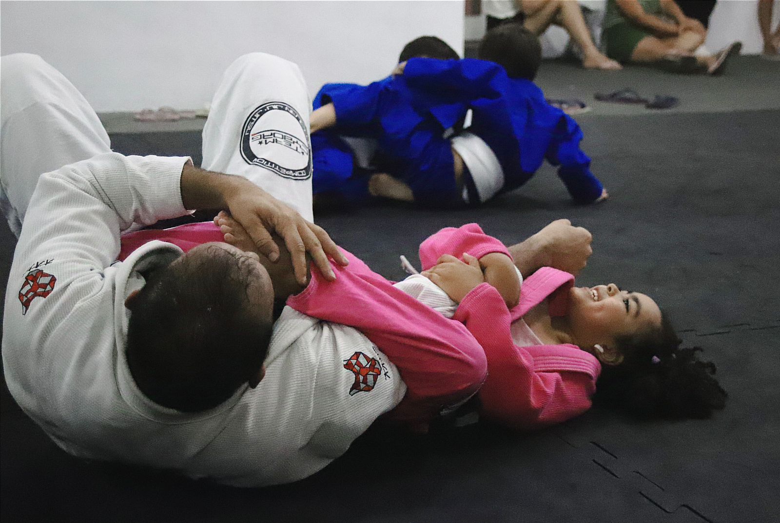 Jiu-Jitsu Adulto e Infantil